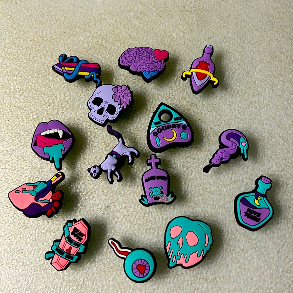 Croc charms